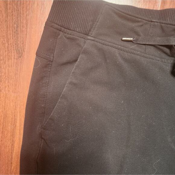 ATHLETA SIZE 4 BLACK TRACK PANTS WITH POCKETS TIE WAIST - Picture 5 of 8